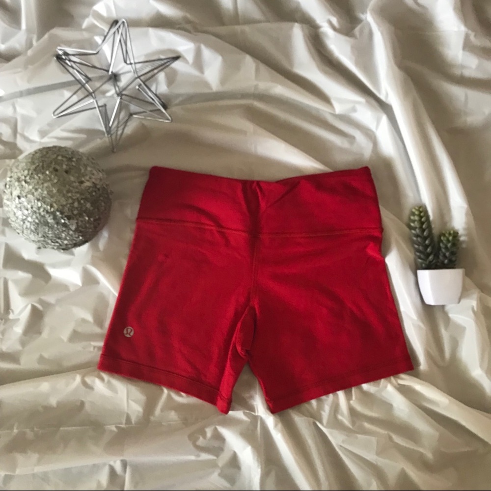 Lululemon Athletica Reversible Shorts - Picture 2 of 4